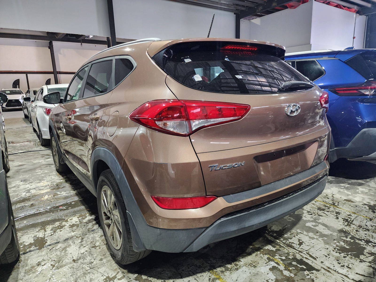 2017 HYUNDAI TUCSON — 118498 Miles — Lot 594699 — Main - Marhaba Auctions Used Cars - Image 8