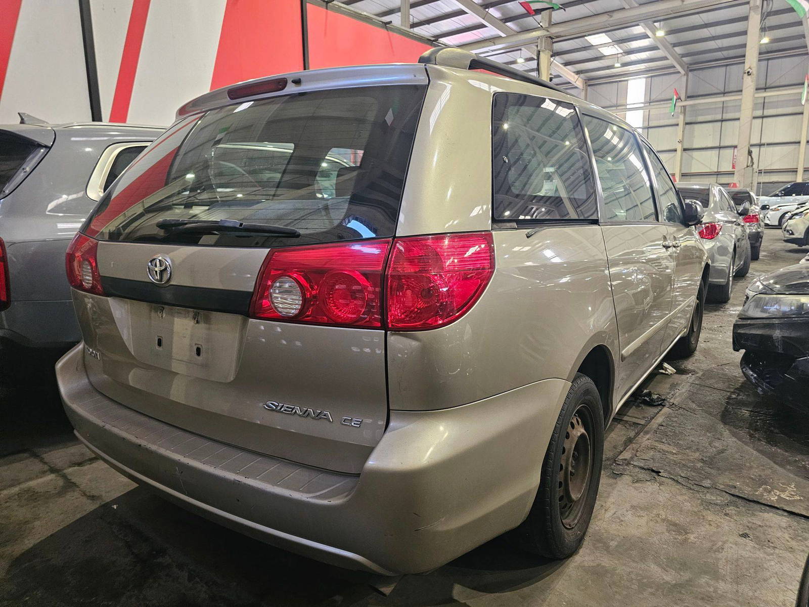 2008 TOYOTA SIENNA — 208988 Miles — Lot 88S201866 — Main - Marhaba Auctions Used Cars - Image 3
