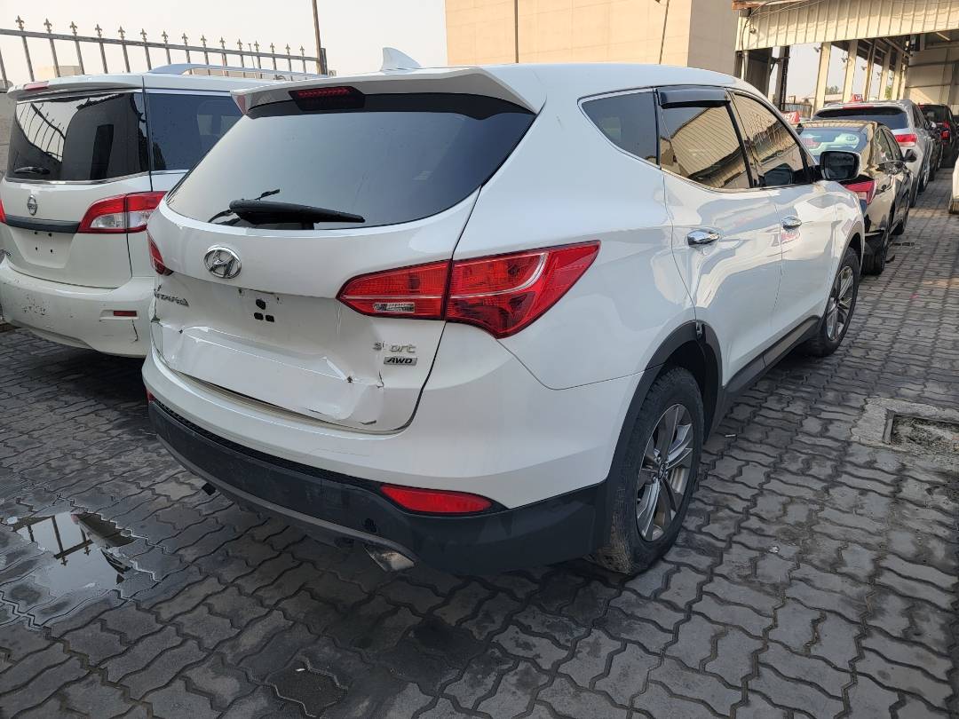 2016 HYUNDAI SANTA FE SPORT — 130693 Miles — Lot B3GG309310 — Main - Marhaba Auctions Used Cars - Image 4