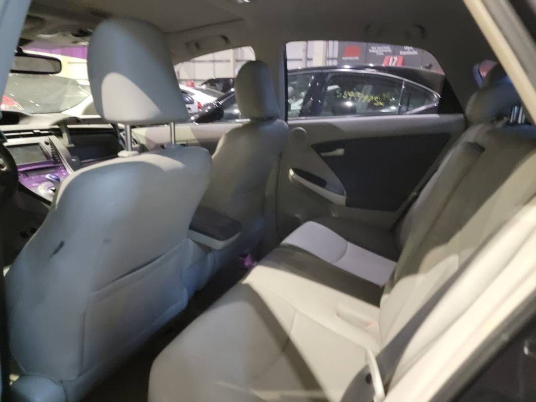 2011 TOYOTA PRIUS — 140238 Miles — Lot DUXB0299072 — Main - Marhaba Auctions Used Cars - Image 6