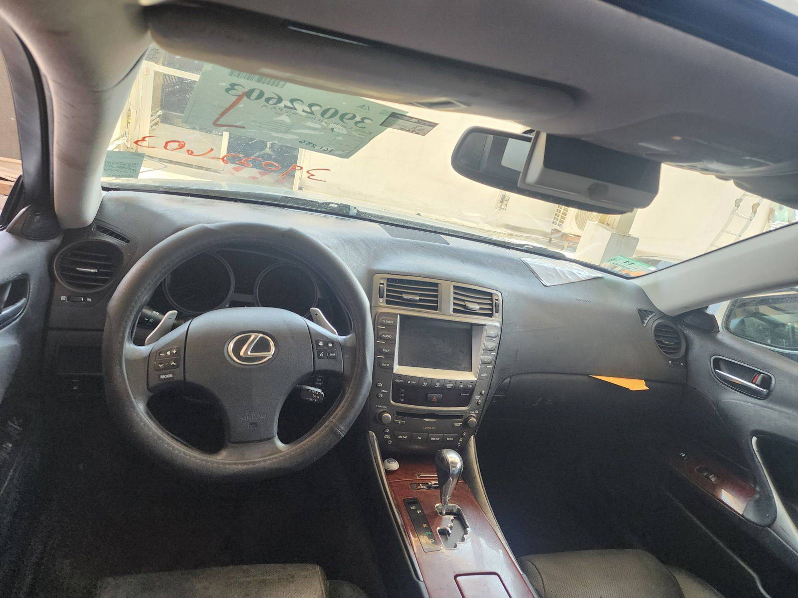 2006 LEXUS IS 250 — 161286 Miles — Lot 39022603 — Souq - Marhaba Auctions Used Cars - Image 8