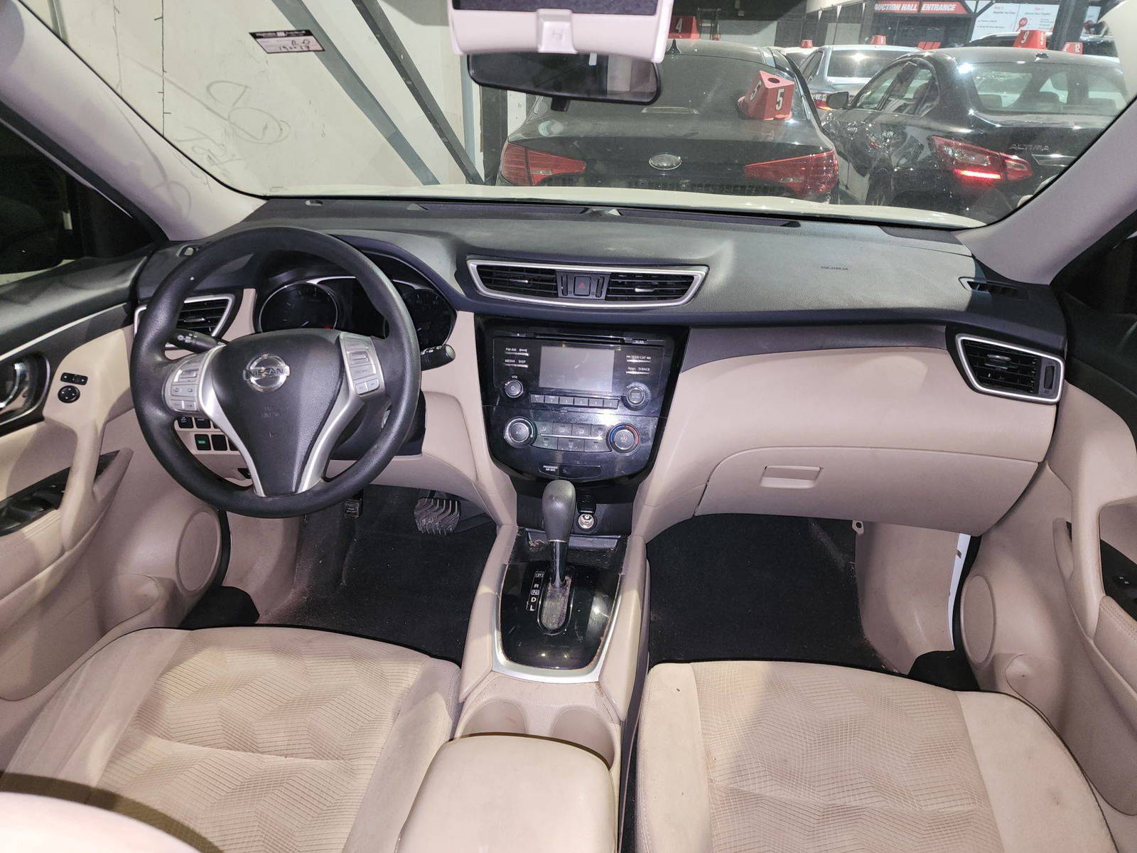 2016 NISSAN ROGUE — 190017 Miles — Lot 70739275 — Al Quoz - Marhaba Auctions Used Cars - Image 10