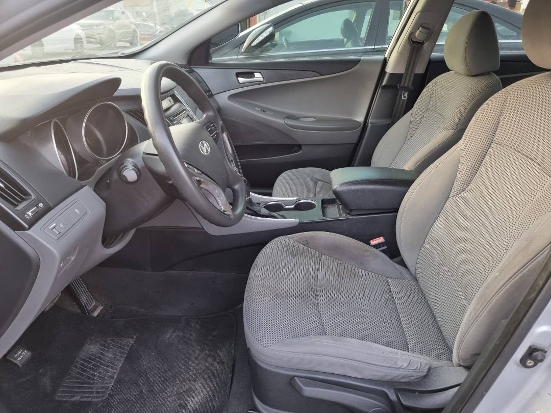 2011 HYUNDAI SONATA — 241311 Miles — Lot 125487 — Ind. 12 - Marhaba Auctions Used Cars - Image 6