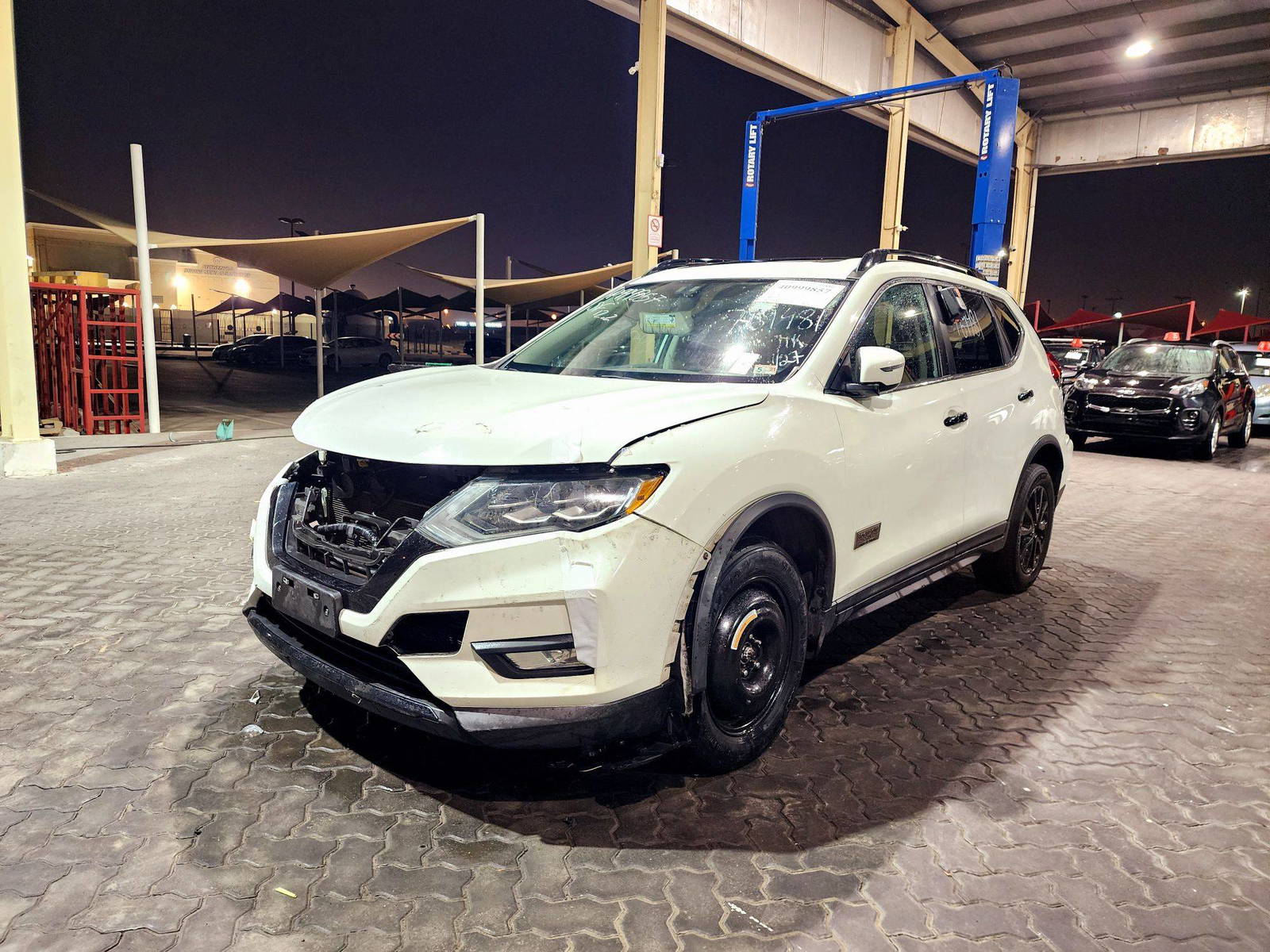 2017 NISSAN ROGUE — 208996 Miles — Lot 40999857 — Souq - Marhaba Auctions Used Cars - Image 5