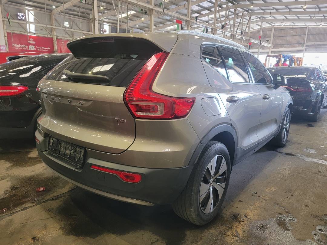2021 VOLVO XC40 — 179946 KM — Lot 2471496 — Main - Marhaba Auctions Used Cars - Image 4
