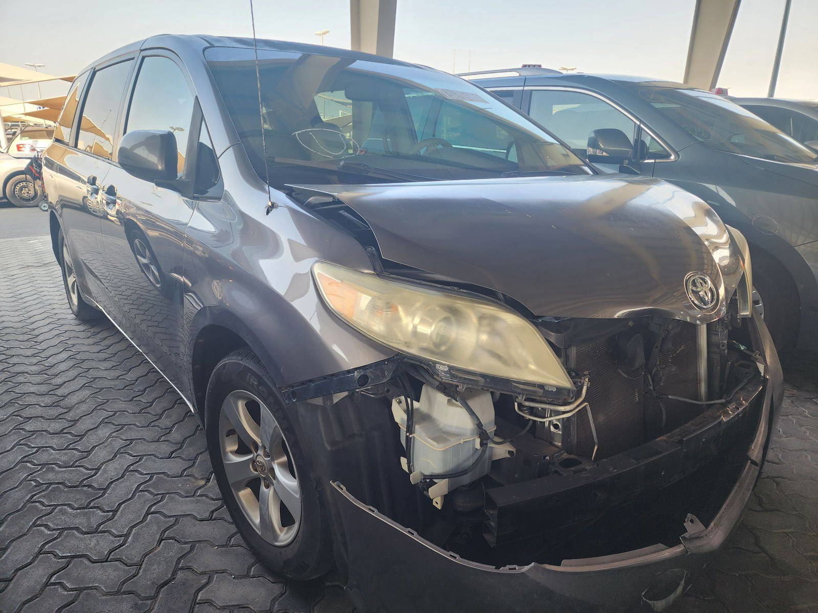 2011 TOYOTA SIENNA — 187832 Miles — Lot 67617913 - Marhaba Auctions Used Cars - Image 8