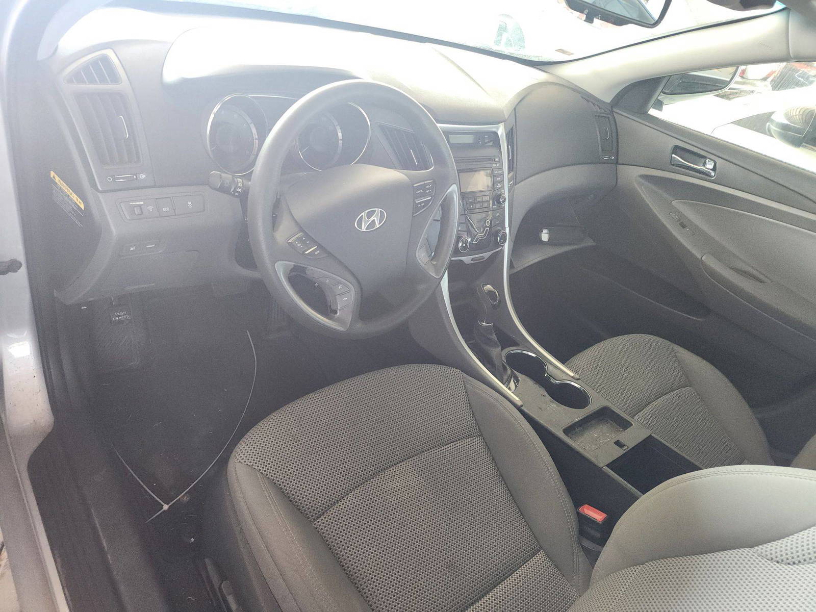 2012 HYUNDAI SONATA — 159951 Miles — Lot 69766403 - Marhaba Auctions Used Cars - Image 4