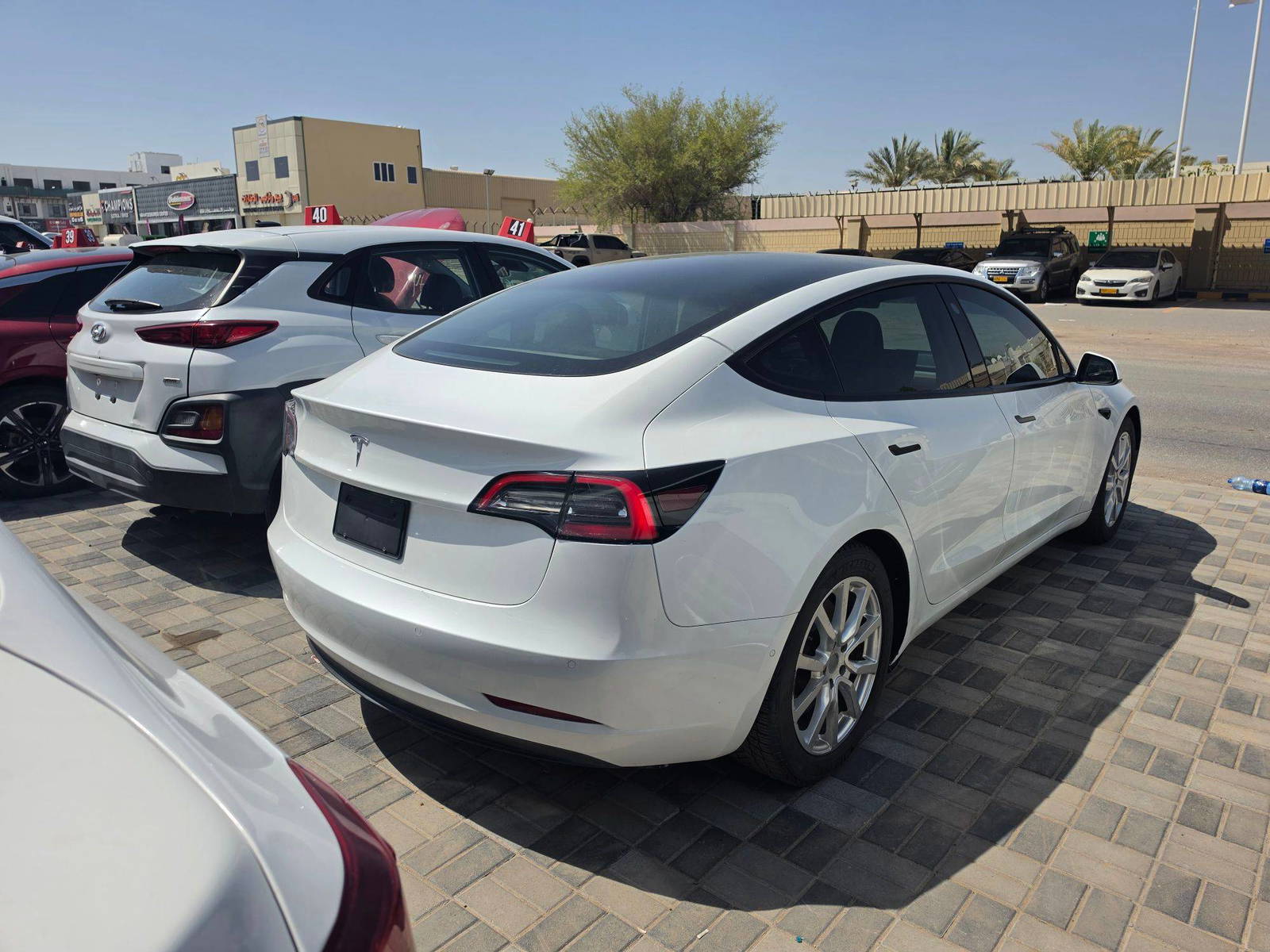 2021 TESLA MODEL 3 — 60343 KM — Lot 51440935 - Marhaba Auctions Used Cars - Image 5