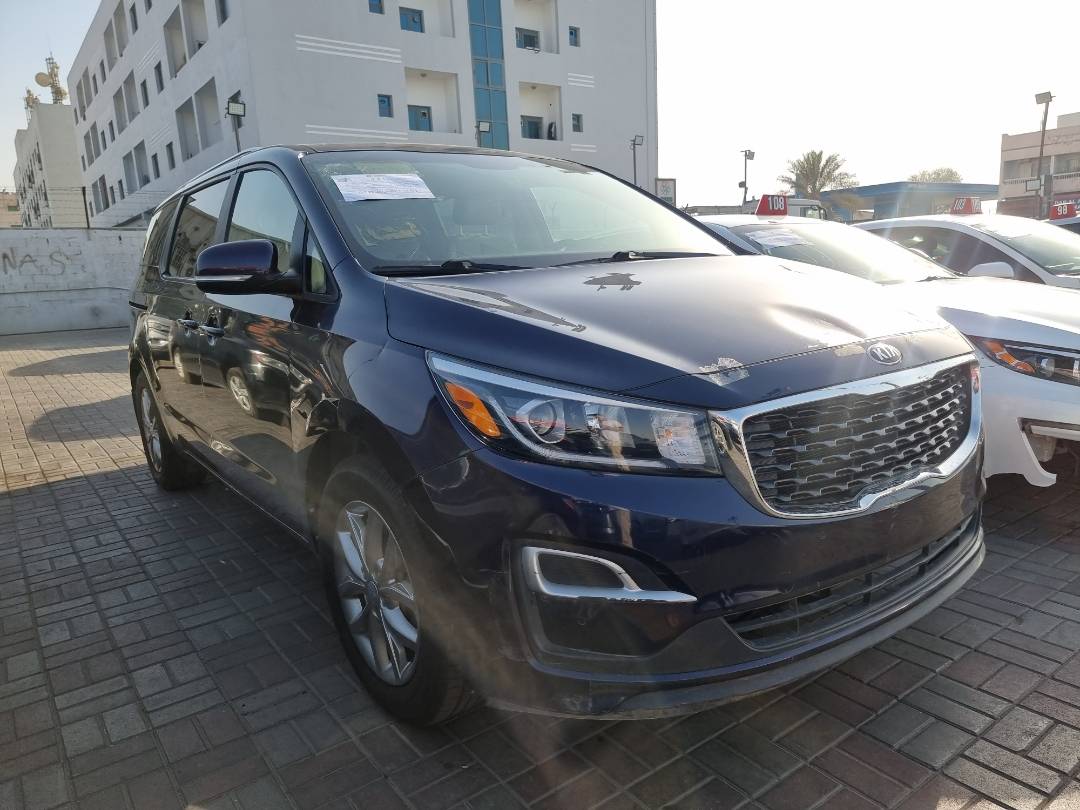 2019 KIA SEDONA — 100264 Miles — Lot 215487 — Ind. 12 - Marhaba Auctions Used Cars - Image 4