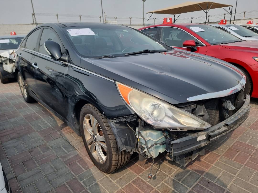 2013 HYUNDAI SONATA — 220599 Miles — Lot 1245789 — Ind. 12 - Marhaba Auctions Used Cars - Image 5
