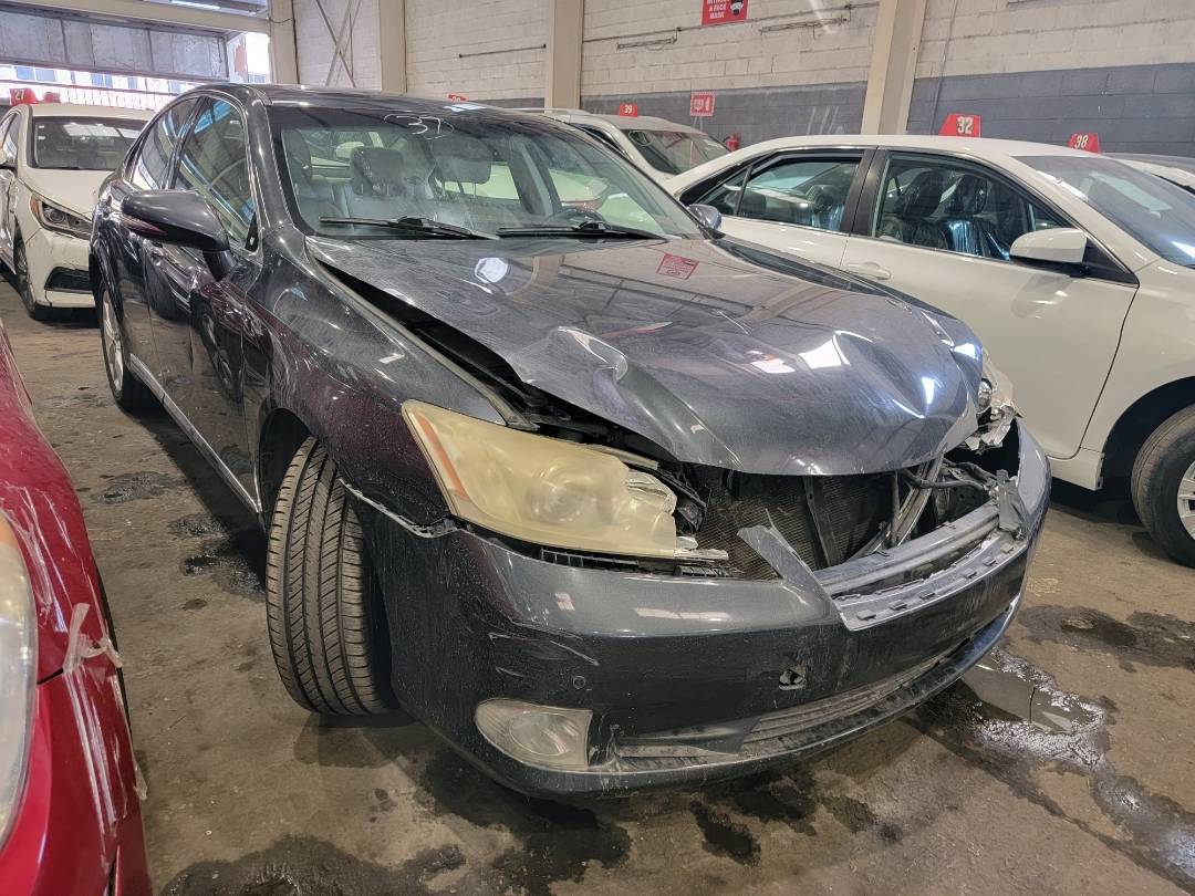 2011 LEXUS ES 350 — 230516 Miles — Lot 2419540 — Souq - Marhaba Auctions Used Cars - Image 6