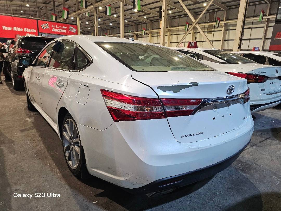 TOYOTA AVALON