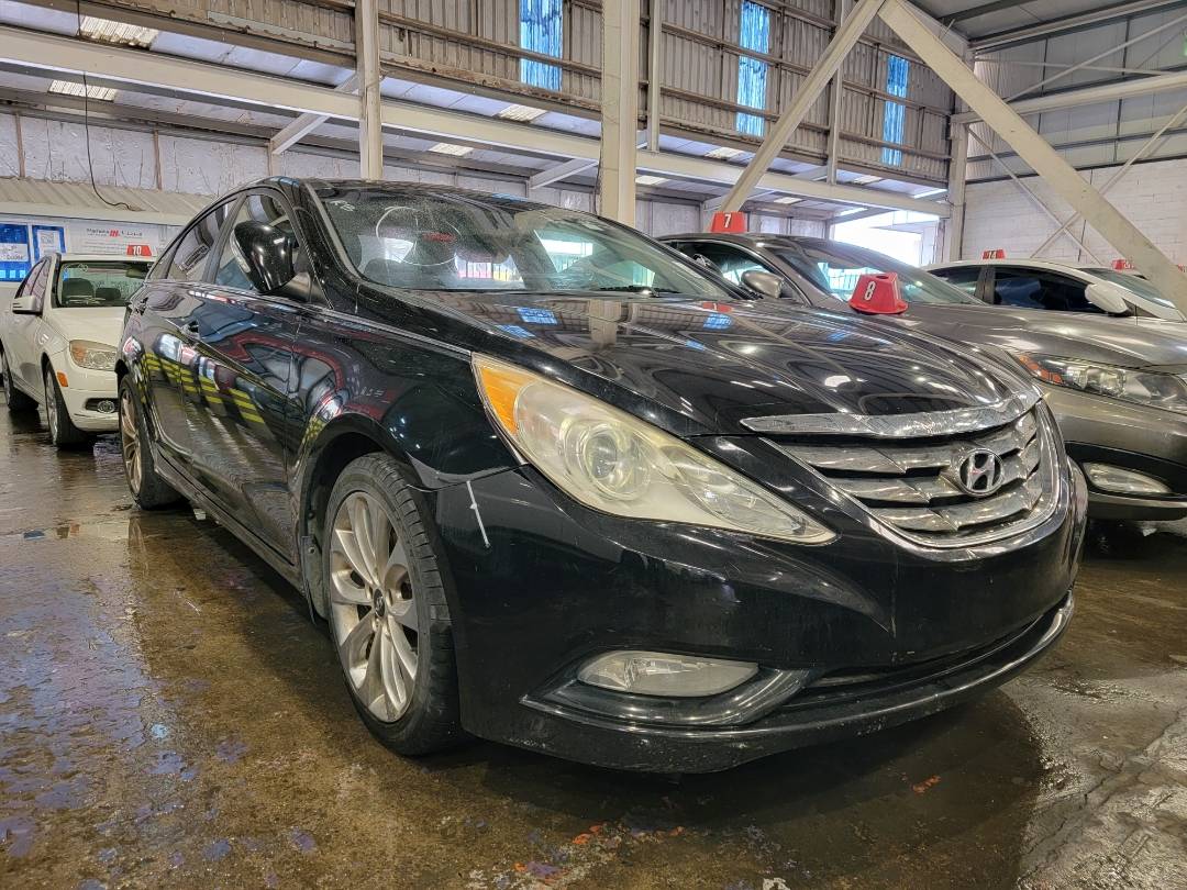 2012 HYUNDAI SONATA — 175163 Miles — Lot 57157 — Main - Marhaba Auctions Used Cars - Image 5