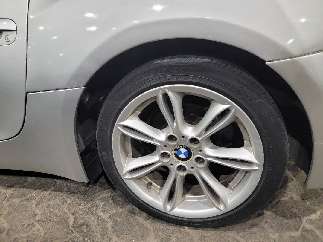 2005 BMW Z4 — 208640 KM — Lot S02663 — Main - Marhaba Auctions Used Cars - Image 9