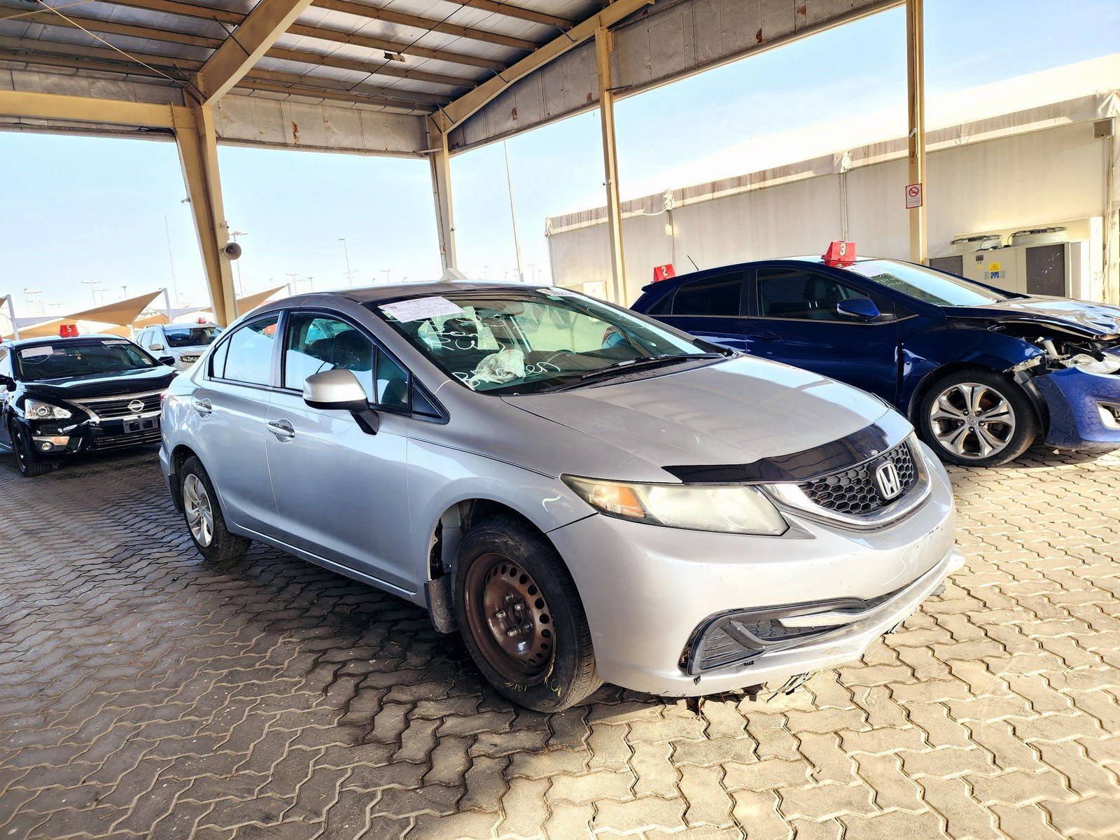 2013 HONDA CIVIC — 117125 Miles — Lot 70402144 — Souq - Marhaba Auctions Used Cars - Image 4