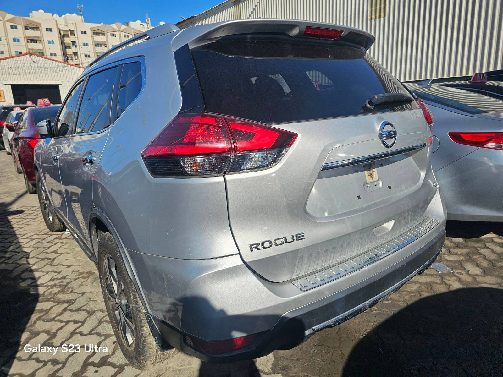 2017 NISSAN ROGUE — 86508 Miles — Lot W408125 — Main - Marhaba Auctions Used Cars - Image 3