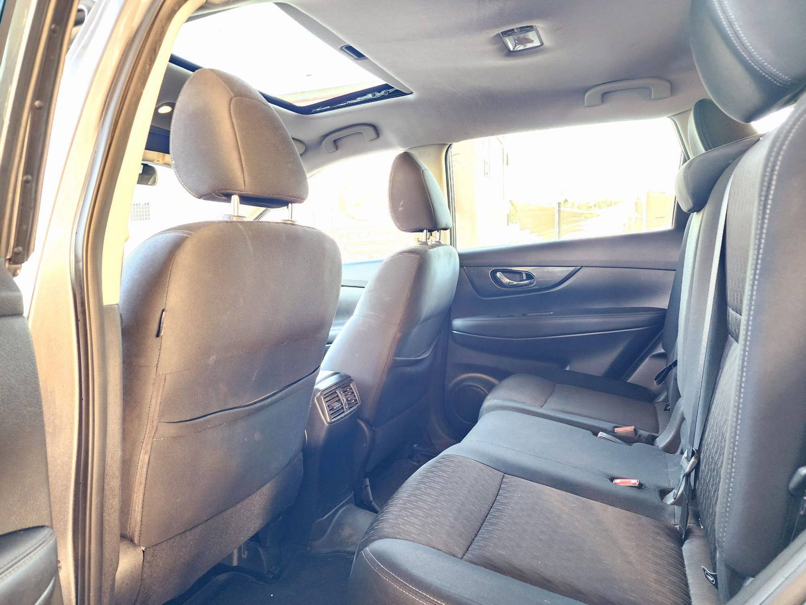 2019 NISSAN ROGUE — 119525 Miles — Lot 71462854 — Souq - Marhaba Auctions Used Cars - Image 6