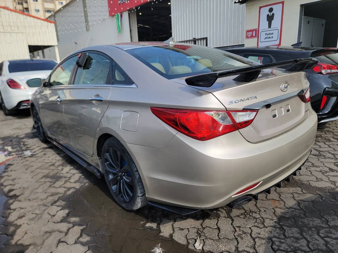 2011 HYUNDAI SONATA — 167508 Miles — Lot H273556 - Marhaba Auctions Used Cars - Image 11