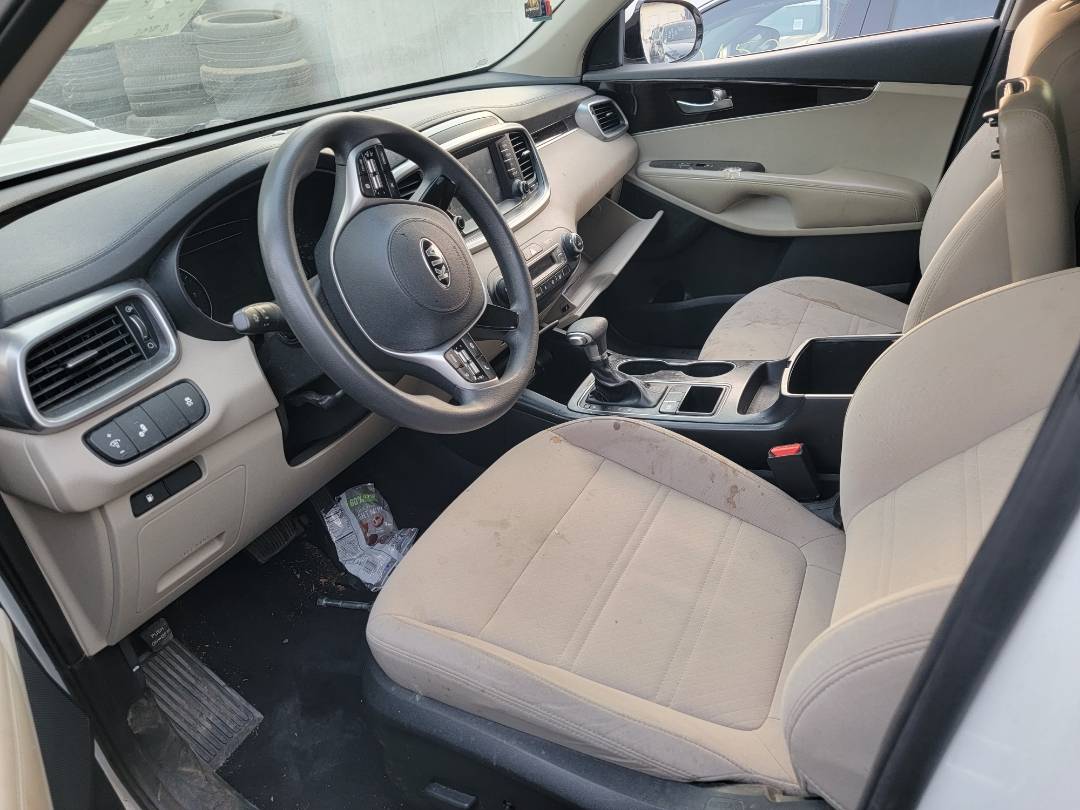 2019 KIA SORENTO — 119302 Miles — Lot 8KG493709 — Main - Marhaba Auctions Used Cars - Image 8