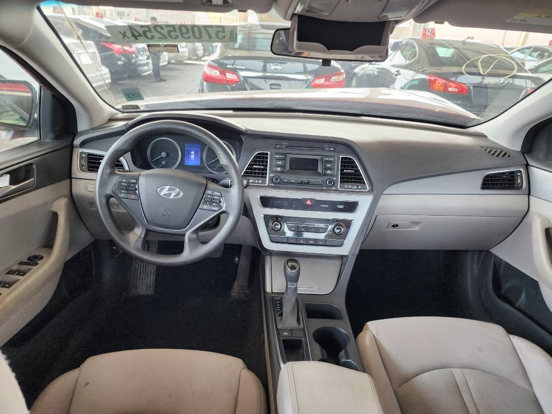 2015 HYUNDAI SONATA — 161717 Miles — Lot H021956 — Souq - Marhaba Auctions Used Cars - Image 7
