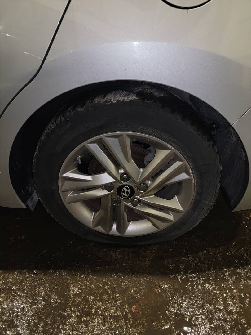 2019 HYUNDAI ELANTRA — 115009 Miles — Lot KU767119 — Main - Marhaba Auctions Used Cars - Image 9