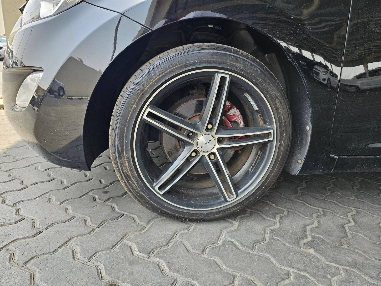 2011 HYUNDAI AVANTE — 121775 KM — Lot 062915 — Souq - Marhaba Auctions Used Cars - Image 11