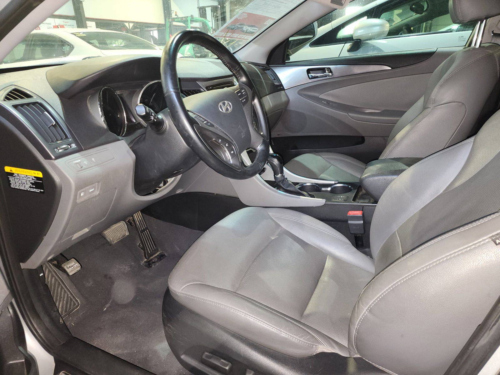 2015 HYUNDAI SONATA — 170656 Miles — Lot 82300915 — Al Quoz - Marhaba Auctions Used Cars - Image 9