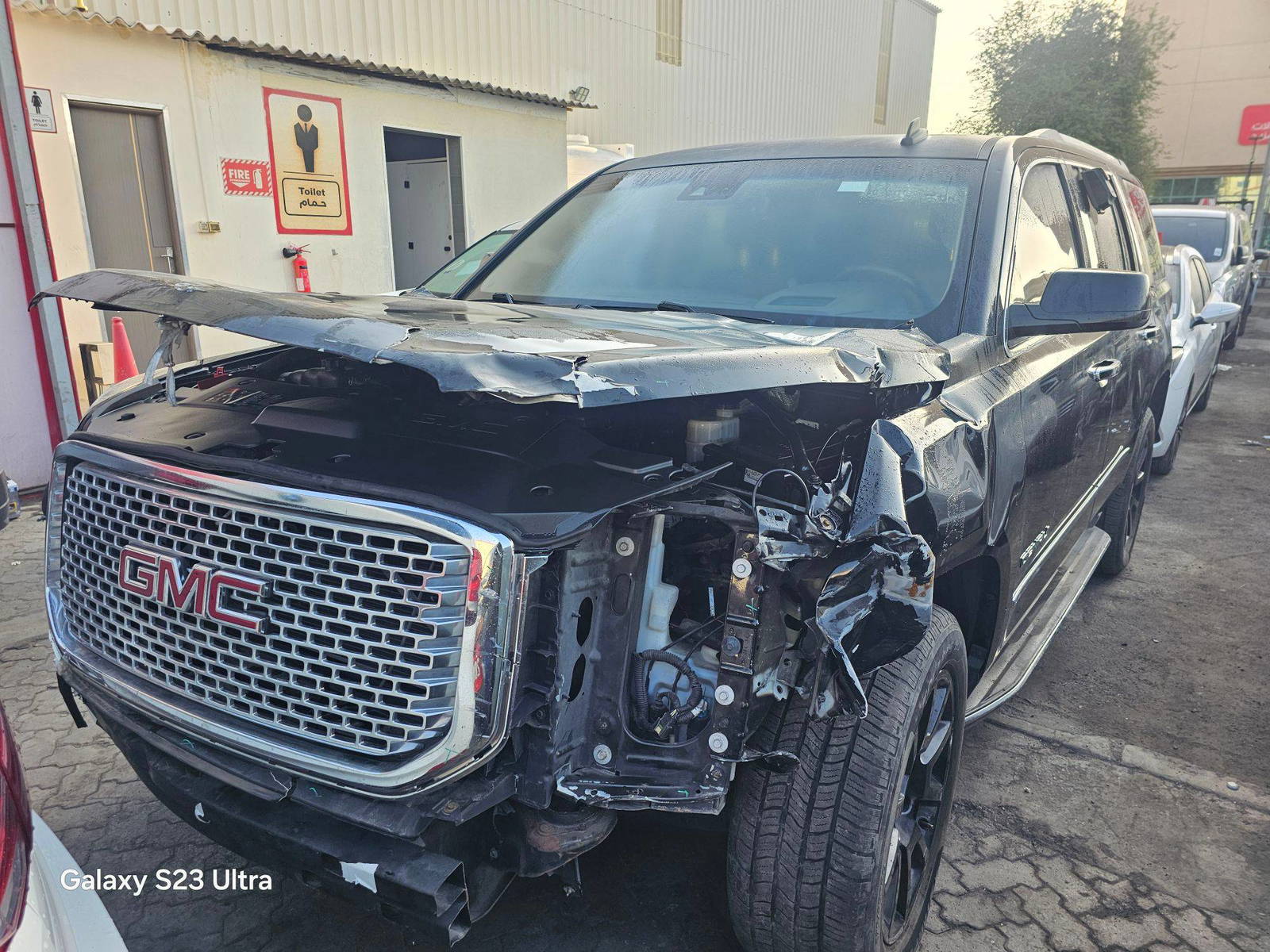 2015 GMC YUKON DENALI — 147882 Miles — Lot FR154201 — Main - Marhaba Auctions Used Cars - Image 3