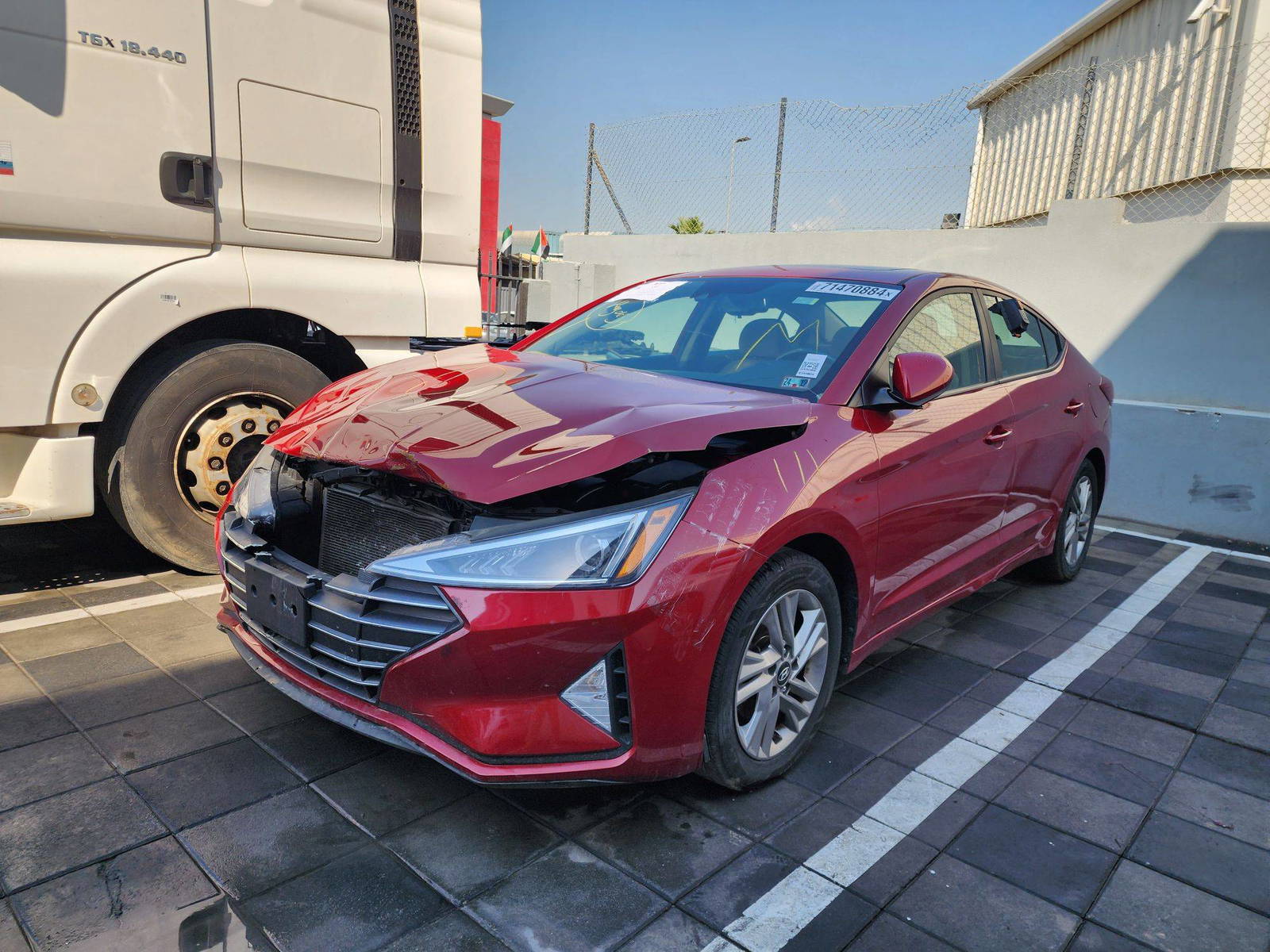 2019 HYUNDAI ELANTRA — 198514 Miles — Lot 71470884 — Souq - Marhaba Auctions Used Cars - Image 4