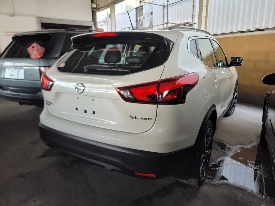 2017 NISSAN ROGUE — 141741 Miles — Lot CR4HW140974 — Main - Marhaba Auctions Used Cars - Image 3