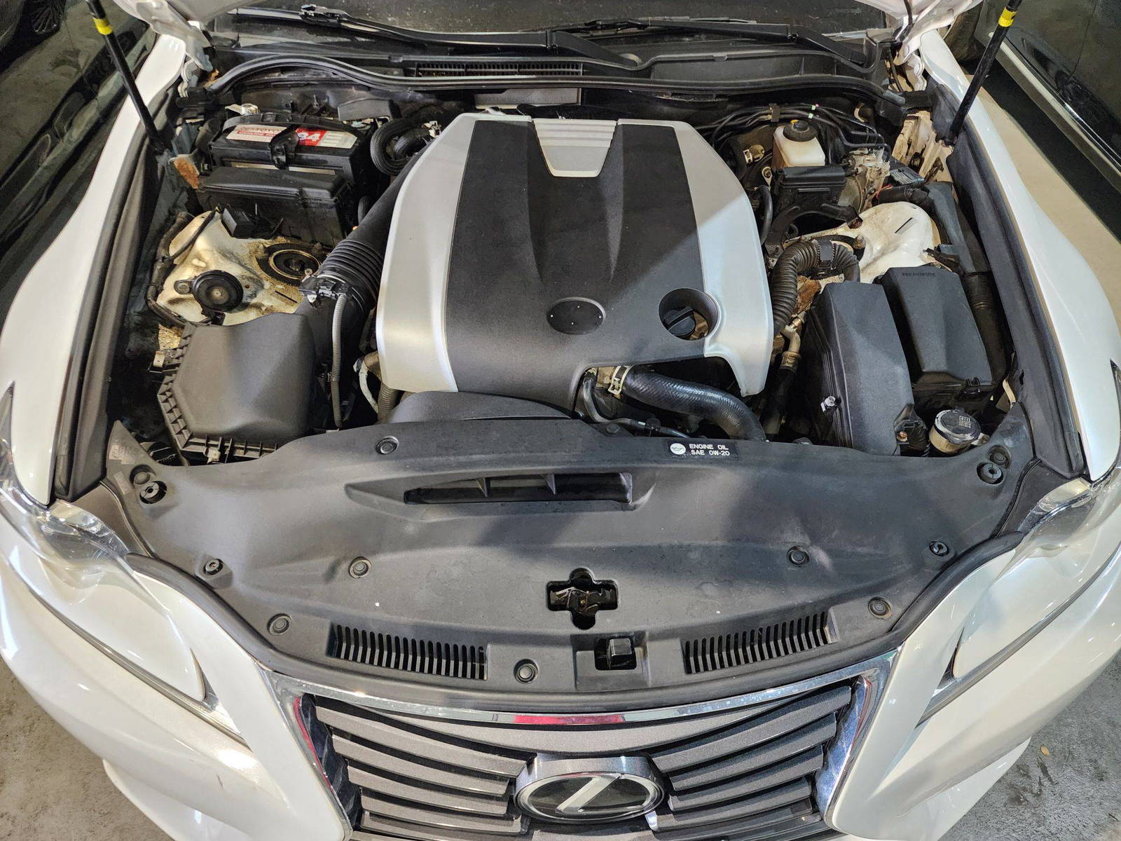 2016 LEXUS IS 300 — 176594 KM — Lot 44023975 — Main - Marhaba Auctions Used Cars - Image 14