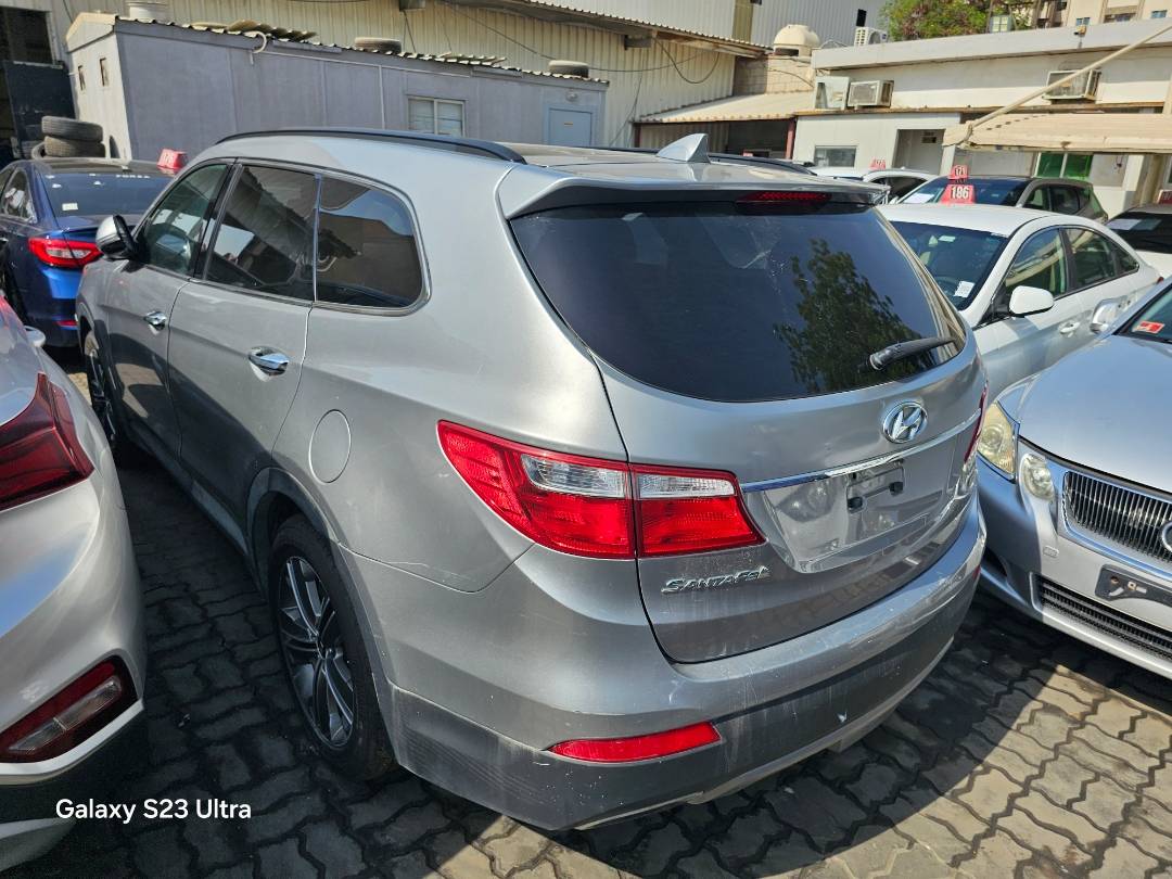 HYUNDAI SANTA FE 2013 - Marhaba Auction Used Cars - Image 4