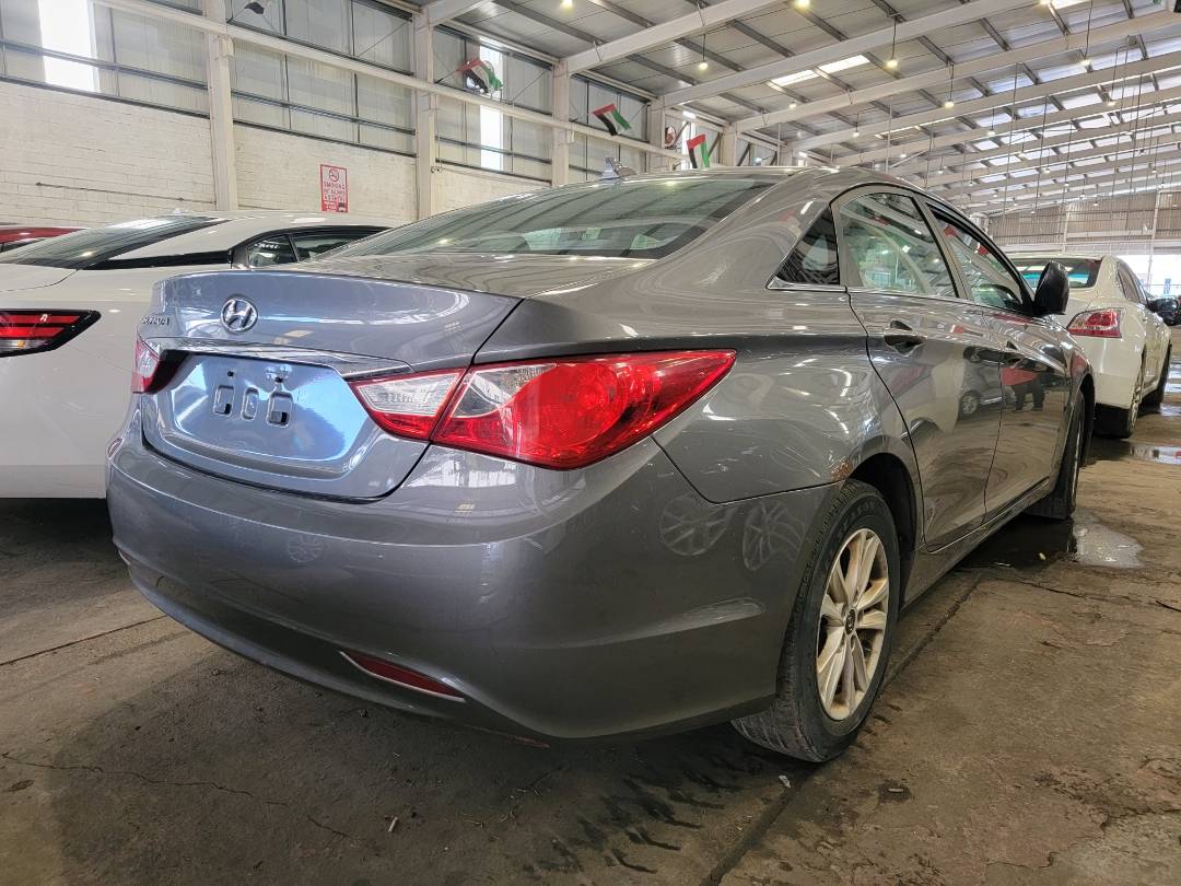 2013 HYUNDAI SONATA — 91786 Miles — Lot 40006303 — Main - Marhaba Auctions Used Cars - Image 3