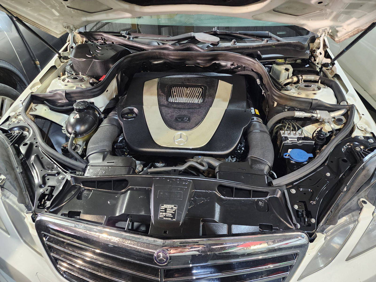 MERCEDES BENZ E 350 2011 - Marhaba Auction Used Cars - Image 13