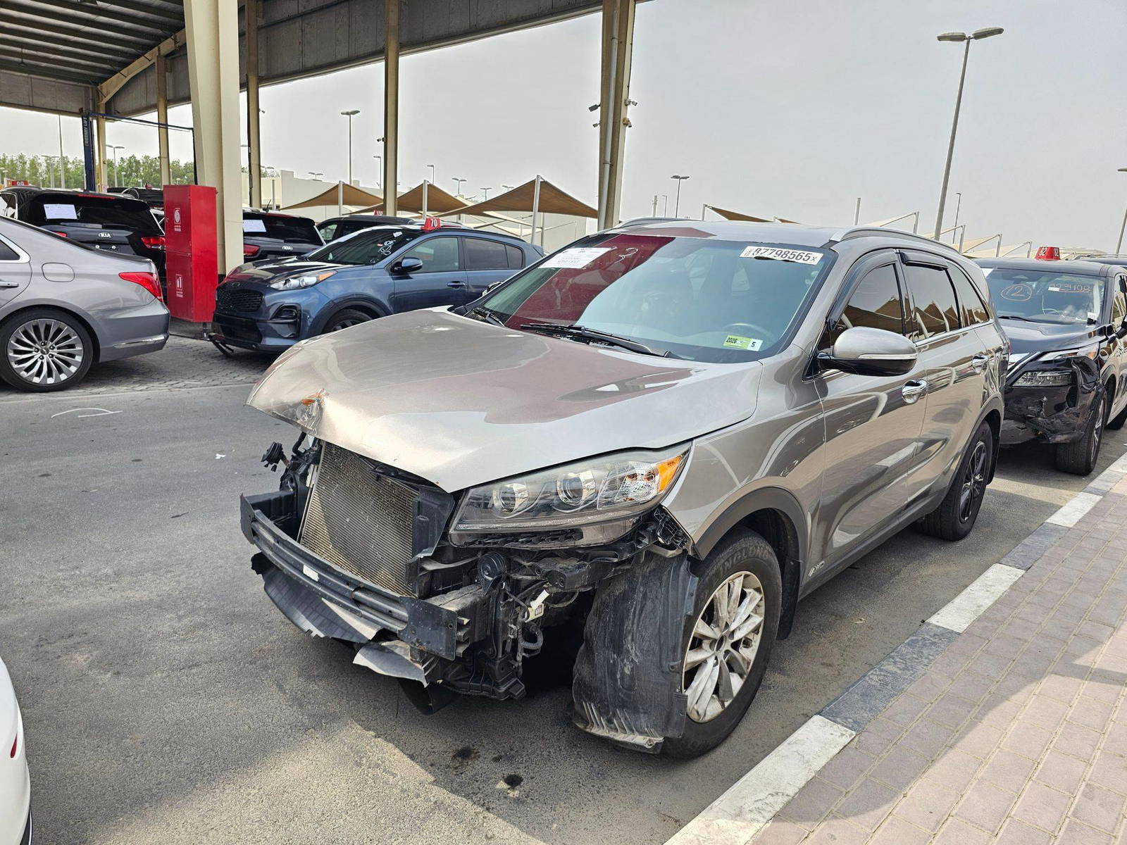 2019 KIA SORENTO — 95759 Miles — Lot 5KG440237 — Souq - Marhaba Auctions Used Cars - Image 4