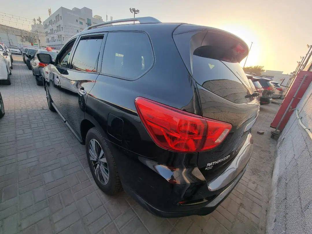 2019 NISSAN PATHFINDER — 134964 Miles — Lot C630715 — Ind. 12 - Marhaba Auctions Used Cars - Image 4