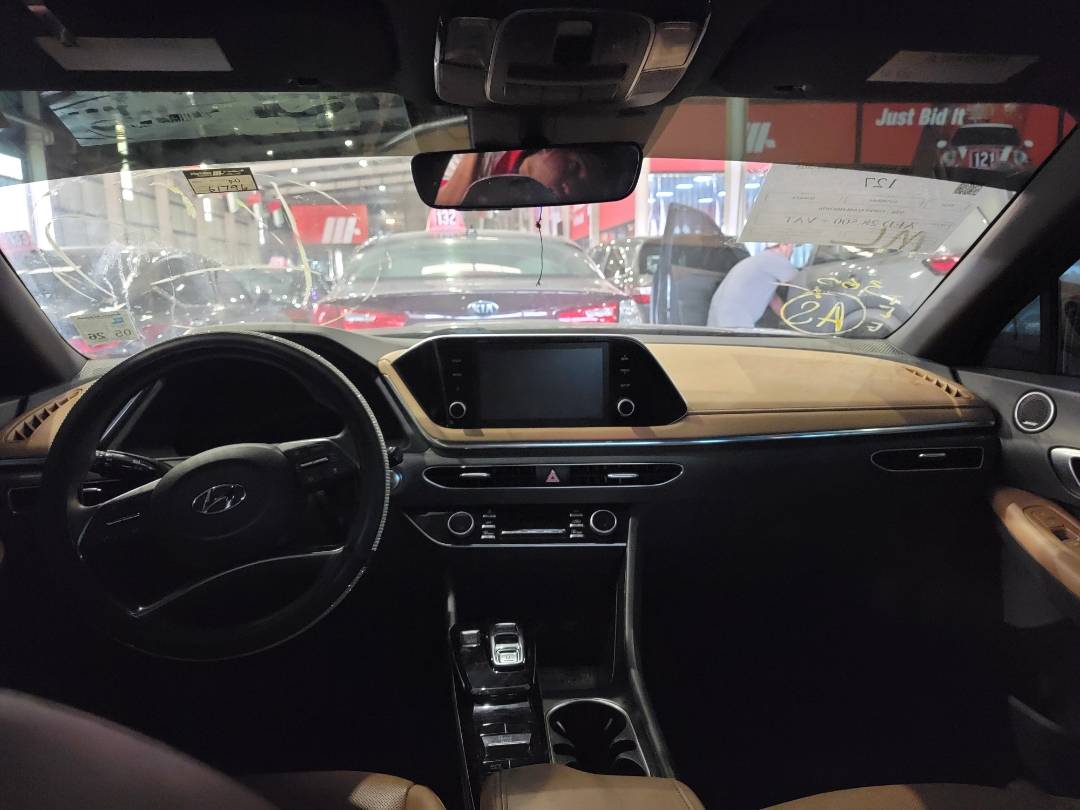 2020 HYUNDAI SONATA — 61796 Miles — Lot LH031676 — Main - Marhaba Auctions Used Cars - Image 8
