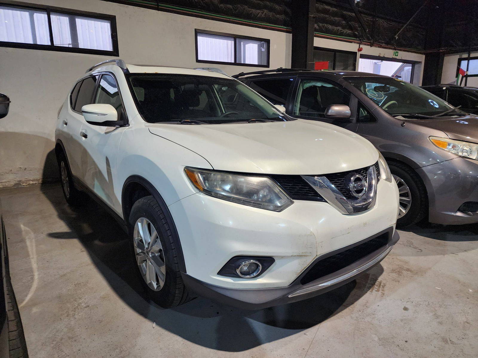 2014 NISSAN ROGUE — Lot 215487 — Al Quoz - Marhaba Auctions Used Cars - Image 4