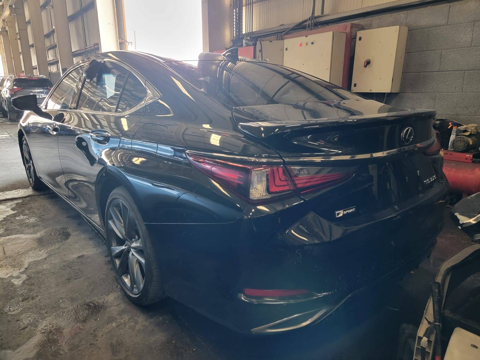 LEXUS ES 350 2021 - Marhaba Auction Used Cars - Image 6