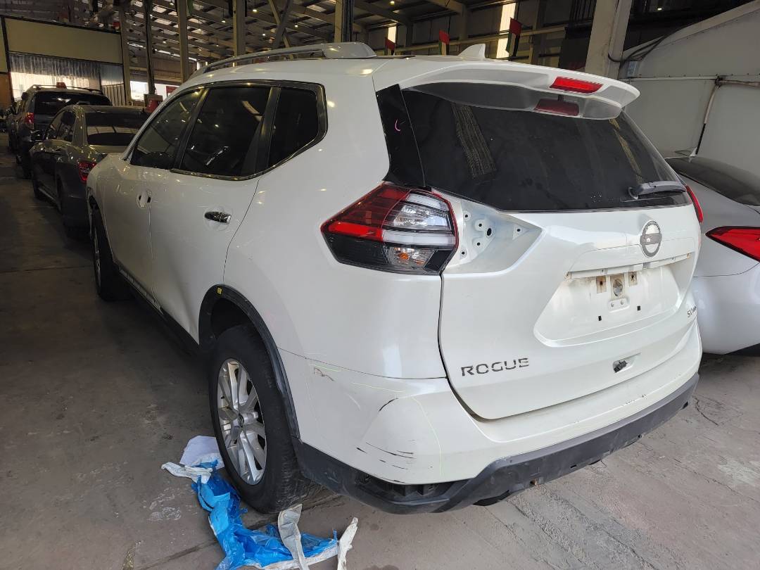 2017 NISSAN ROGUE — 183848 Miles — Lot W263402 — Main - Marhaba Auctions Used Cars - Image 4