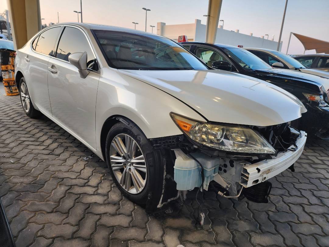 2015 LEXUS ES 350 — 157641 Miles — Lot v2159176 - Marhaba Auctions Used Cars - Image 6