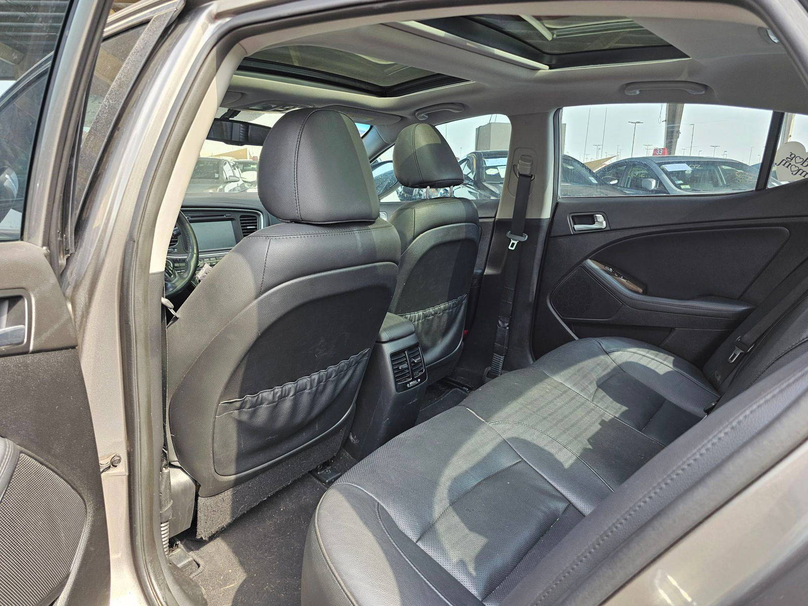 2015 KIA OPTIMA — 133808 Miles — Lot FG497123 — Souq - Marhaba Auctions Used Cars - Image 6