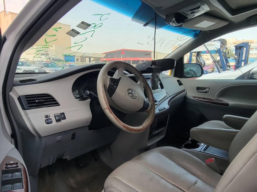 2014 TOYOTA SIENNA — 237020 Miles — Lot S477135 — Main - Marhaba Auctions Used Cars - Image 6