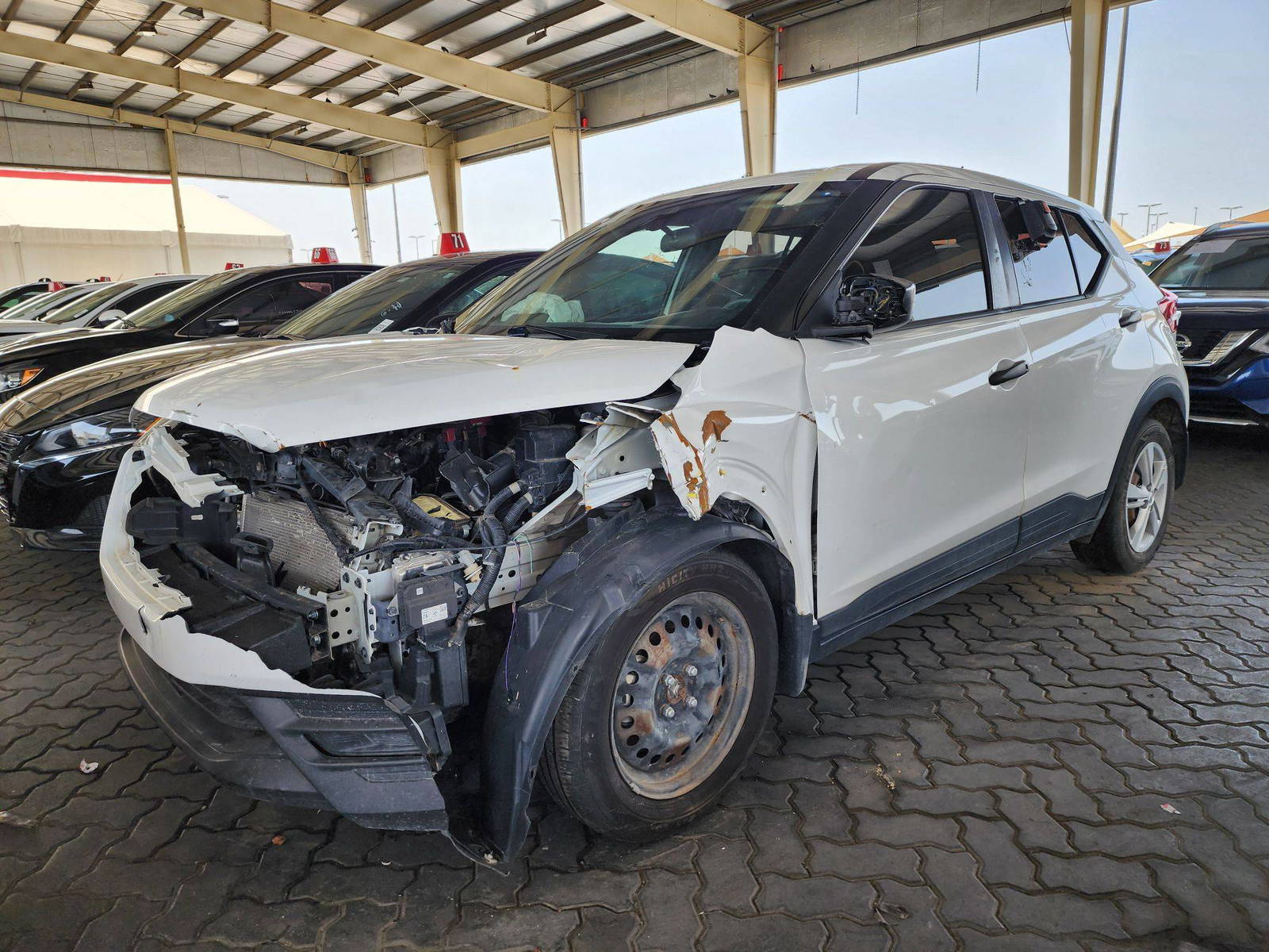 2020 NISSAN KICKS — 126079 Miles — Lot 21243 — Souq - Marhaba Auctions Used Cars - Image 5
