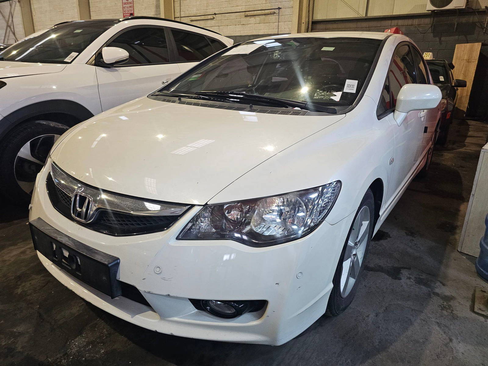 2009 HONDA CIVIC — 156245 KM — Lot 200789 — Main - Marhaba Auctions Used Cars - Image 4