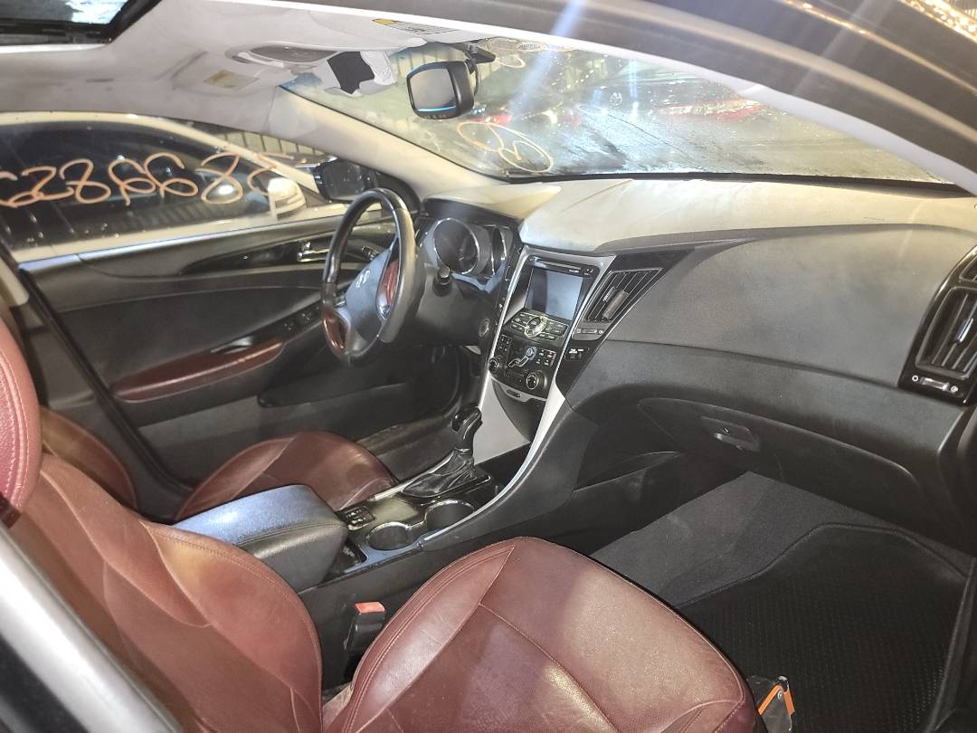 2011 HYUNDAI SONATA — 194970 Miles — Lot 38228520 - Marhaba Auctions Used Cars - Image 6
