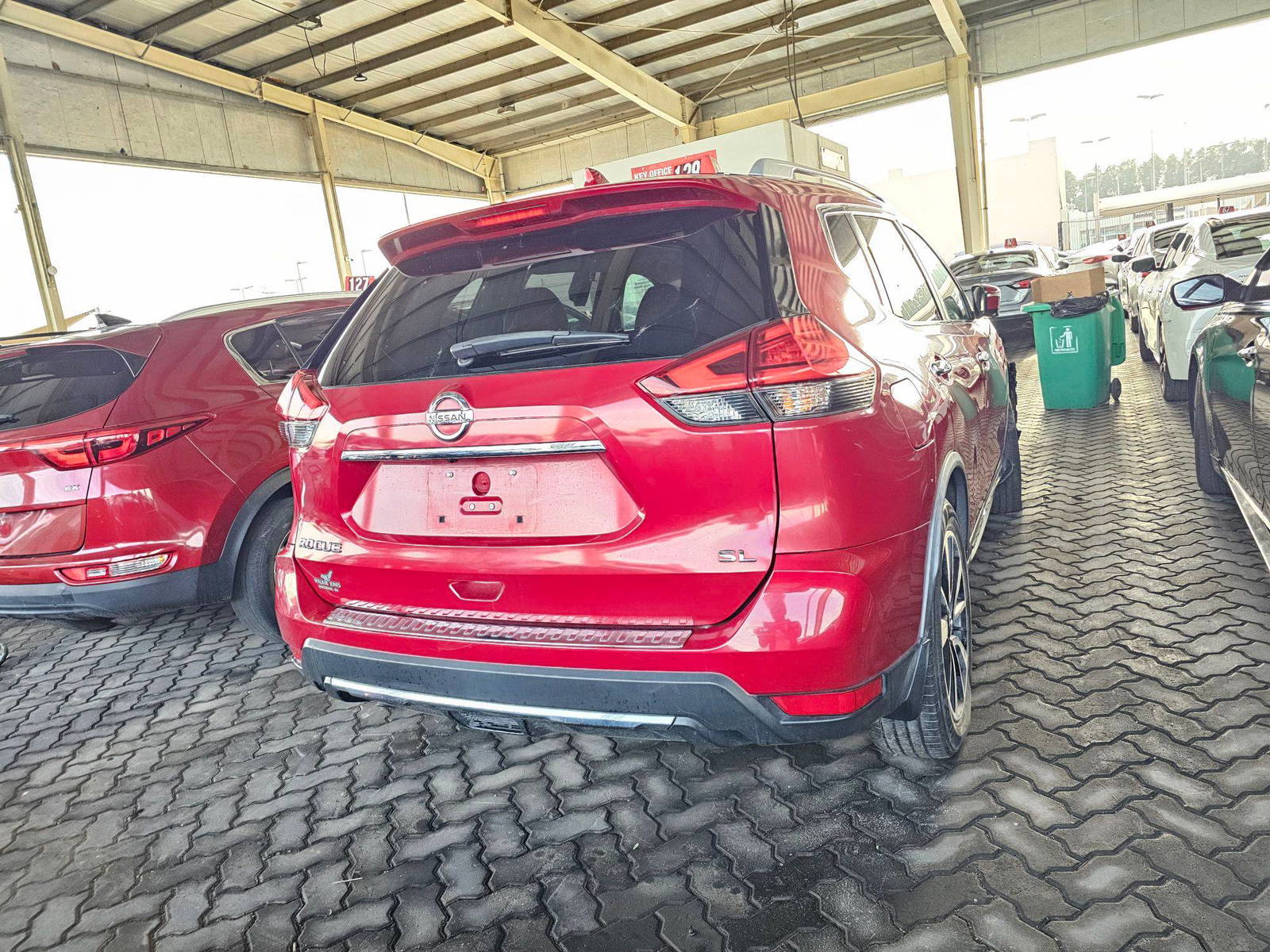2017 NISSAN ROGUE — 128957 Miles — Lot W400317 — Souq - Marhaba Auctions Used Cars - Image 3