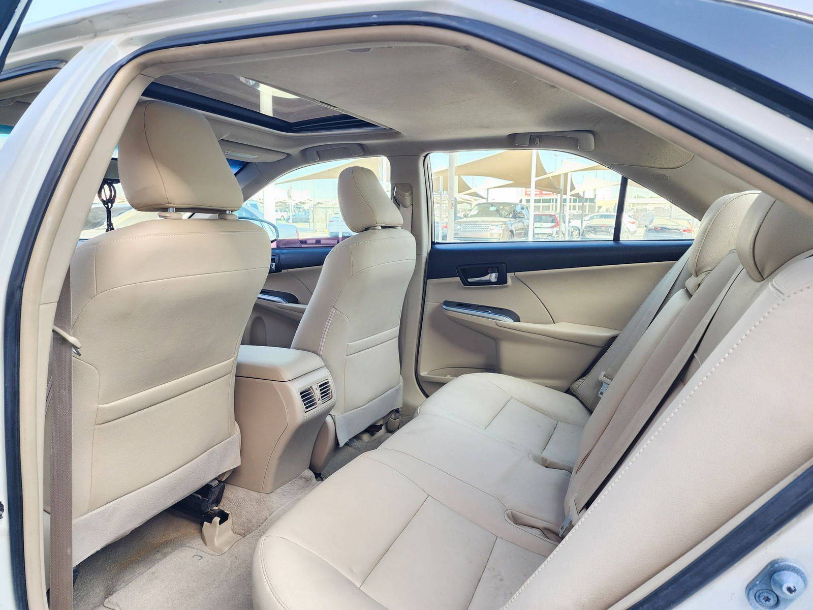 2017 TOYOTA CAMRY — 87438 KM — Lot HX677235 — Souq - Marhaba Auctions Used Cars - Image 6