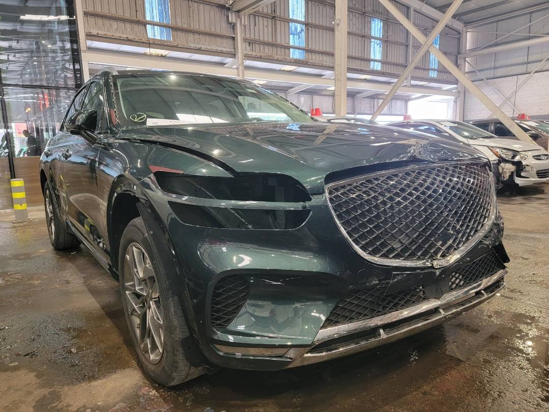 2022 GENESIS GV70 — 21664 Miles — Lot NU027165 — Main - Marhaba Auctions Used Cars - Image 4