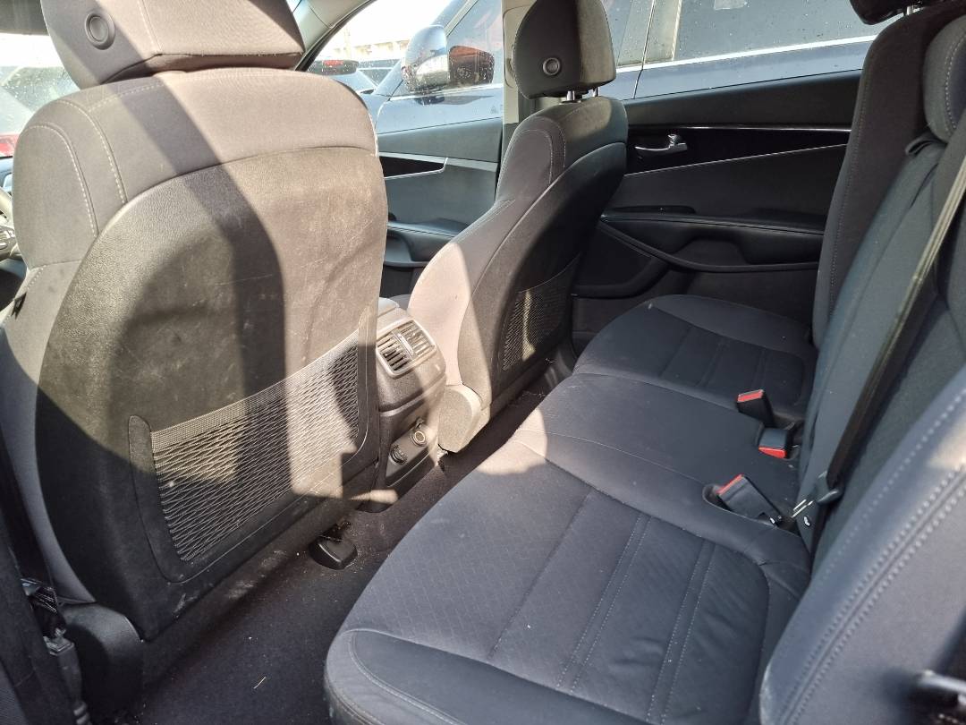 KIA SORENTO 2018 - Marhaba Auction Used Cars - Image 6